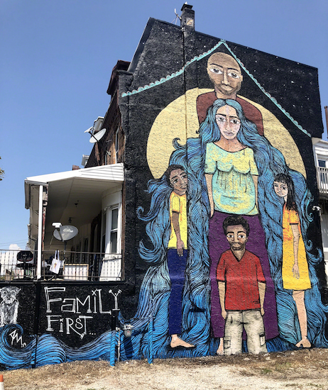 Mural by Alice Mizrachi titled Families First (2019).