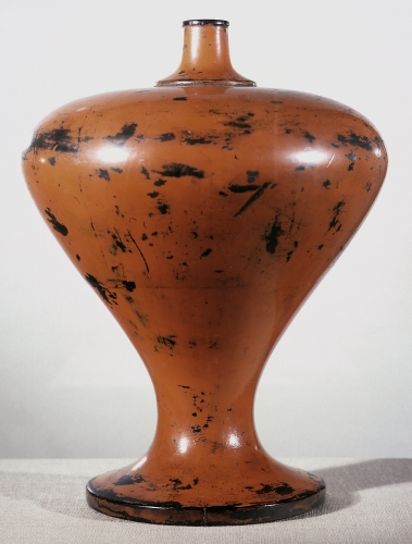 Japan, Sake bottle, 1400s. 