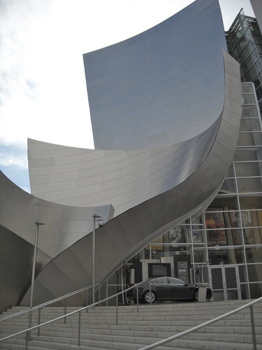 Frank Gehry (born 1929, US), Walt Disney Concert Hall, Los Angeles, CA, 1999–2003. 