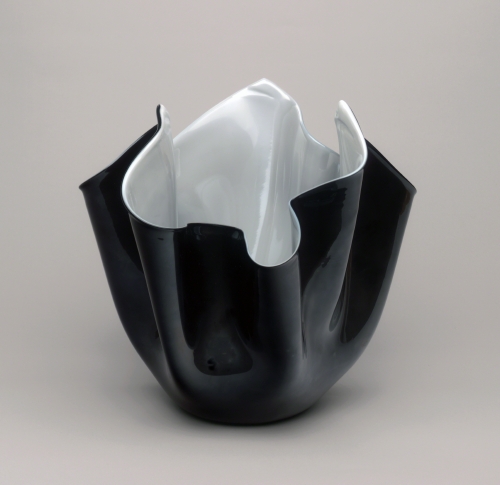 Fulvio Bianconi (1915–1996, Italy) with Venini Company (form 1921–1997, Murano, Italy), Fazzoletto Vase, 1949. 