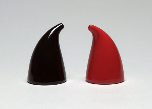  Kaj Franck (designer) (1911–1989, Finland) and Wärtsilä-Koncernen AB (maker) (firm Notsjö Glasbruk), Salt and Pepper Shakers, 1947. 