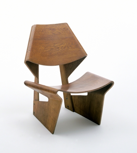  Grete Jalk (designer) (1920–2006, Denmark) and Poul Jeppesen (maker) (1909–1986, Denmark), Lounge Chair, 1963. 