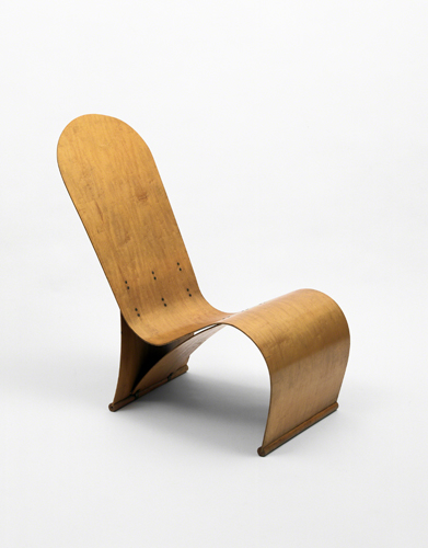 Herbert van Thaden and Donald Lewis Jordan (active mid-20th century) for Thaden Jordan Furniture Company, Experimental Plywood Recliner, 1947. 