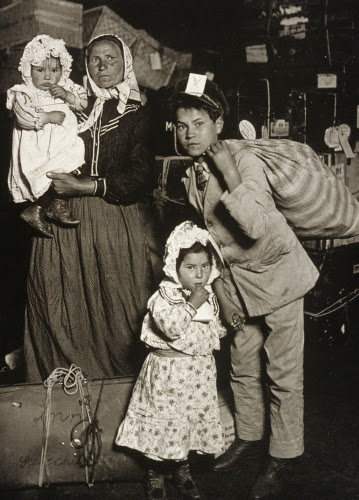 Lewis Hine (1874–1940, US), Italian Immigrants Seeking Lost Luggage, 1905. 