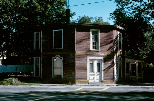 Unknown architect, Octagonal house, ca. 1850–1860. Saco, ME. 