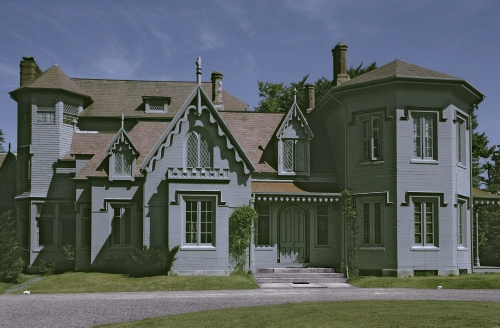 Richard Upjohn (1802–1878 US), Kingscote, 1839–1841, Newport, Rhode Island. 