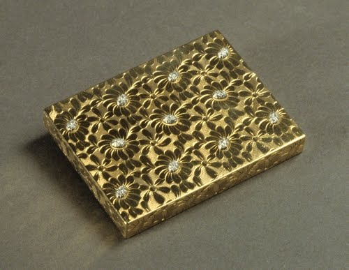 Van Cleef and Arpels Firm (founded 1906, Paris), Vanity case, ca. 1950. 