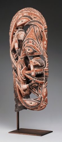  Papua New Guinea, New Ireland Province, Canoe prow, 1800s–1900s. 