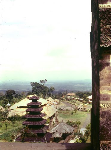 Bali, Indonesia, Pura Besakih (Mother Temple), view of the temple precinct from the Pura Penataran Agung, 900s–1300s CE. 