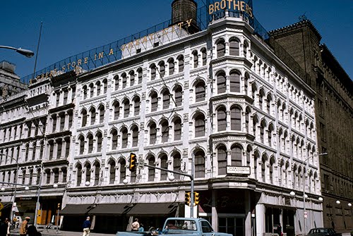 Charles Autenrieth (1828–1906, US) and Edward Collins (1821–1902, US), Lit Brothers Department Store (now Mellon Independence Center), Philadelphia, 1891.
