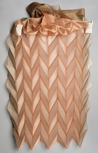  Sudo Reiko (born 1953, Japan, designer) and NUNO Corporation (1984 to present, Tokyo, manufacturer), Origami Pleats textile, 1997.