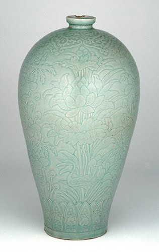 Korea, Goryeo Kingdom, Vase, ca. 1100s.