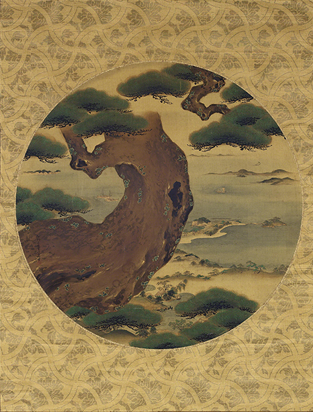 Painting by Kanō Isen’in Naganobu titled Pine in a True View Painting. Circle within a gold-leaf border with curved pine tree in the foreground and water with islands in the background.