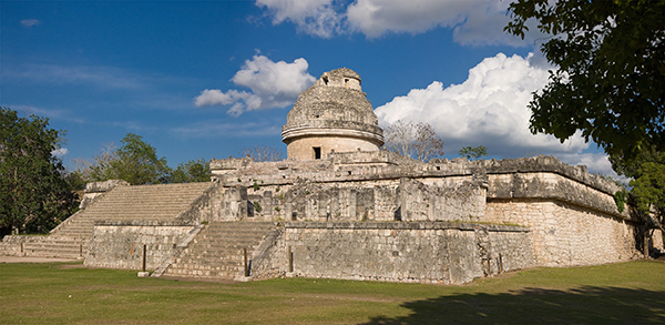 Mexico, Observatory (Caracol), 900s–1200s, from northwest, Chichén Itzá. Photo by Fcb981. CC BY-SA 3.0. (8S-28838)