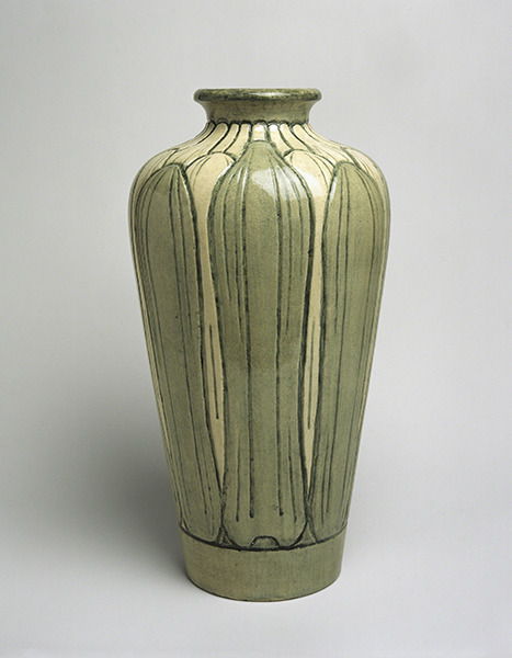Sabina Elliott Wells (1876–1943, US) for Newcomb Pottery (1895–1940, New Orleans), Vase, 1902–1904.