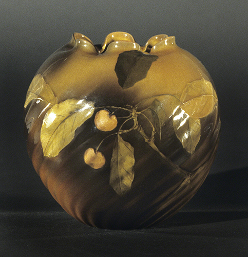 Olga “Geneva” Reed (1873–1955, US) for Rookwood Factory (1880–1967, Cincinnati, OH), Vase, 1893. 