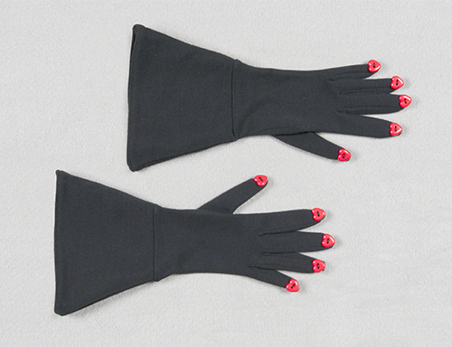 Patrick Kelly, Woman’s gloves, 1988. 
