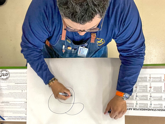 Frank creating a five-minute meditative drawing